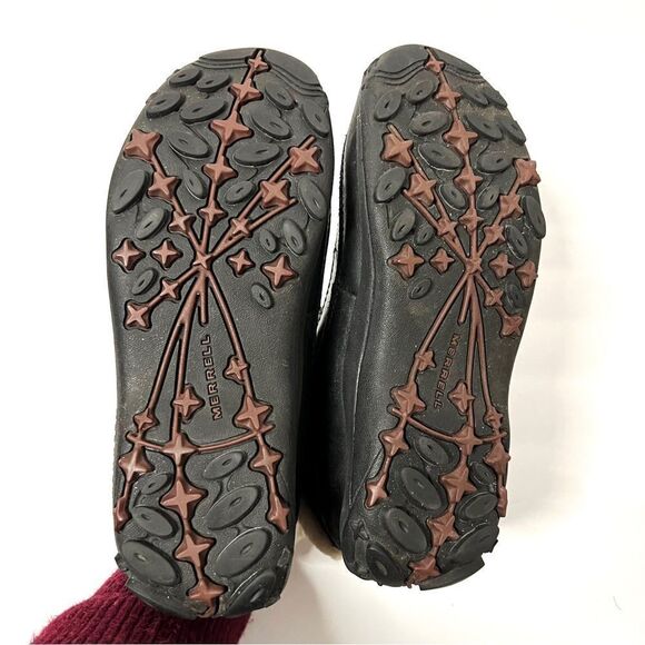 SOLD - Merrell Black Leather Sherpa Ankle Boot - Picture 6 of 6